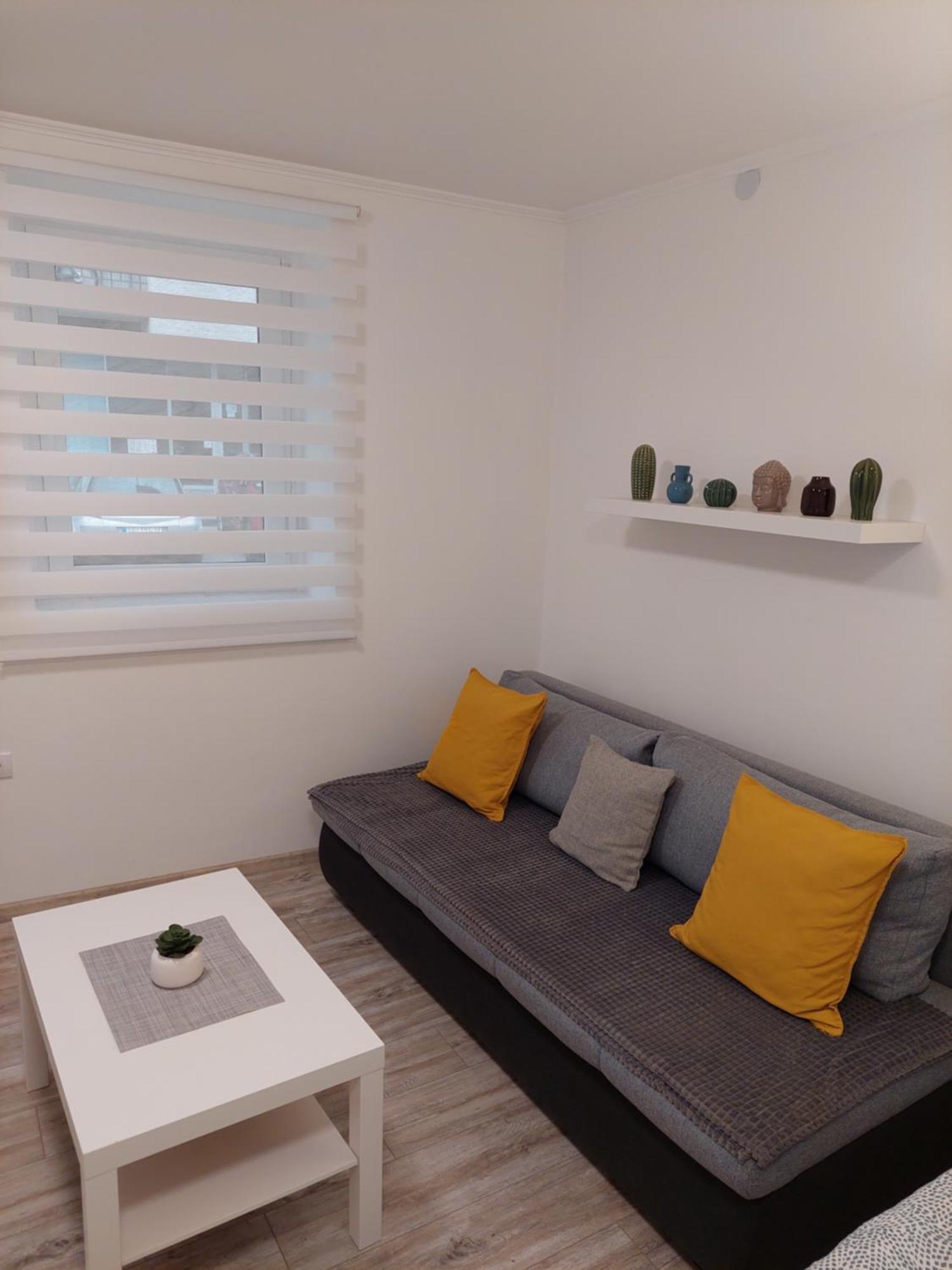 סובוטיקה Street Apartment מראה חיצוני תמונה